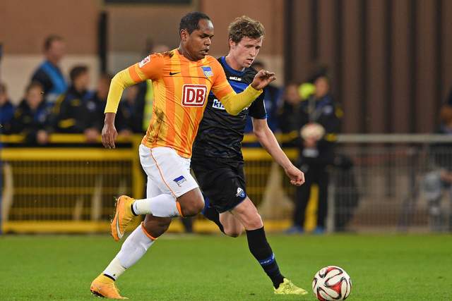 亚冠-C罗补射破门 利雅得胜利主场5-1艾因